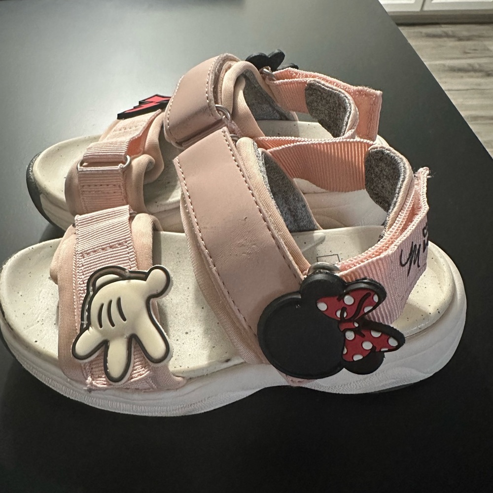 Zara Minnie Mouse sandals